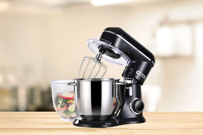 How to Choose The Right Stand Mixer Size For Your Kitchen